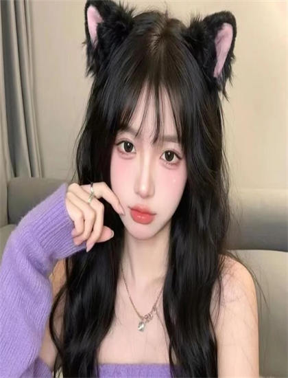 《鬼屋24小时》媒体精准评价：主流媒体观点与专业影评解读