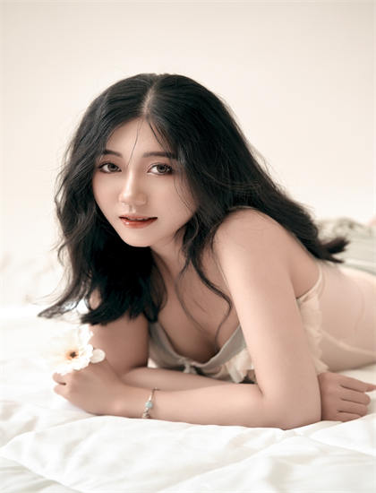 独家剖析：恋爱何必认真？背后的故事与启示——传统与现代的对话